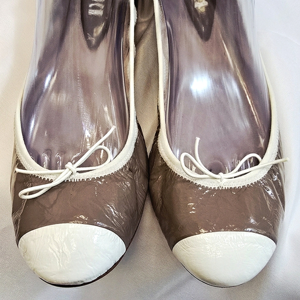 Bloch 1932  White and mocha Ballet Flats Street wear size 41